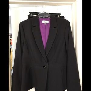 Beautiful Le Suit Pantsuit.